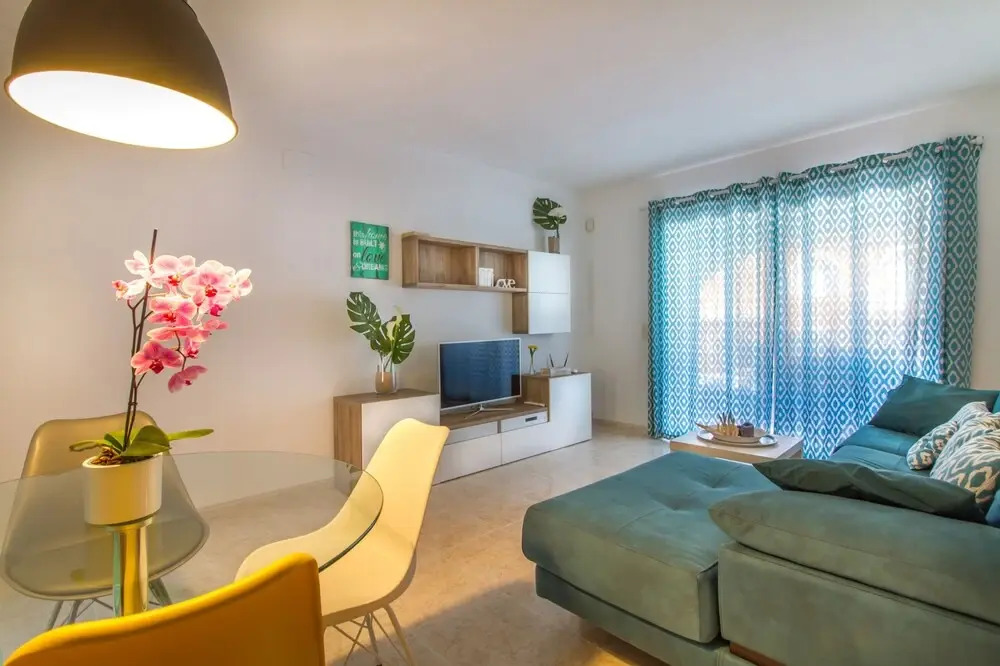 Nice Bungalow Close To The Sea And Services