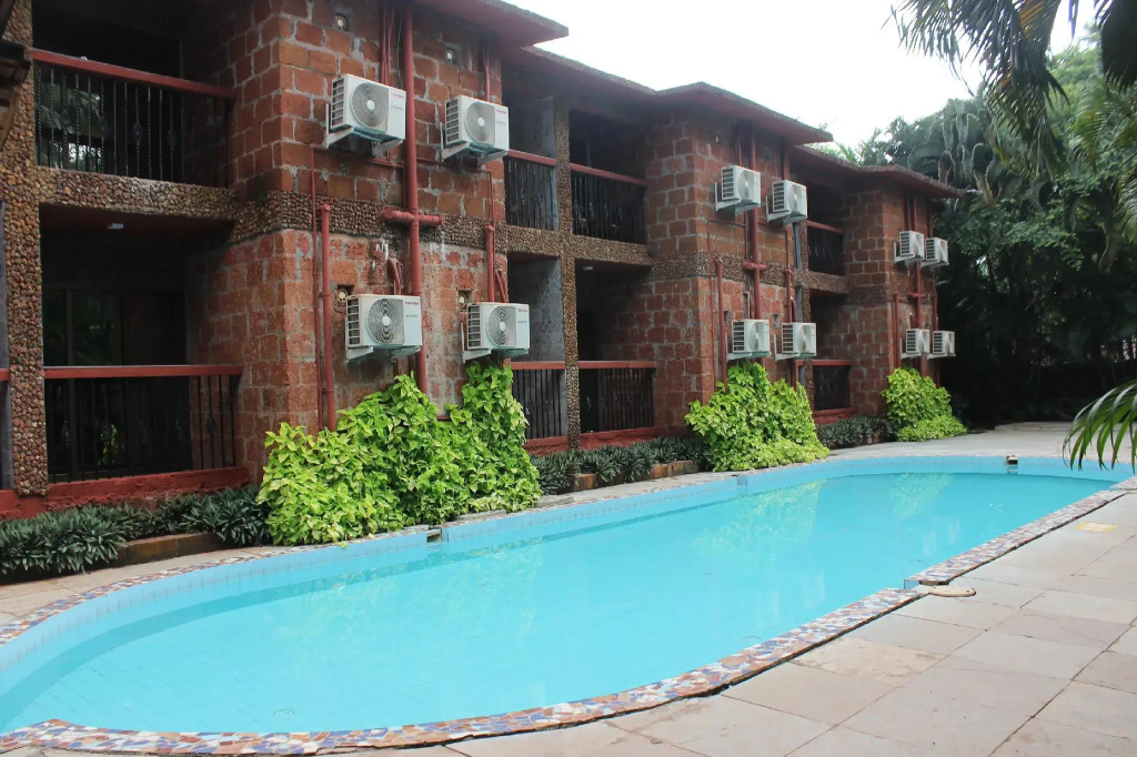 Sea Breeze Inn, Calangute Goa