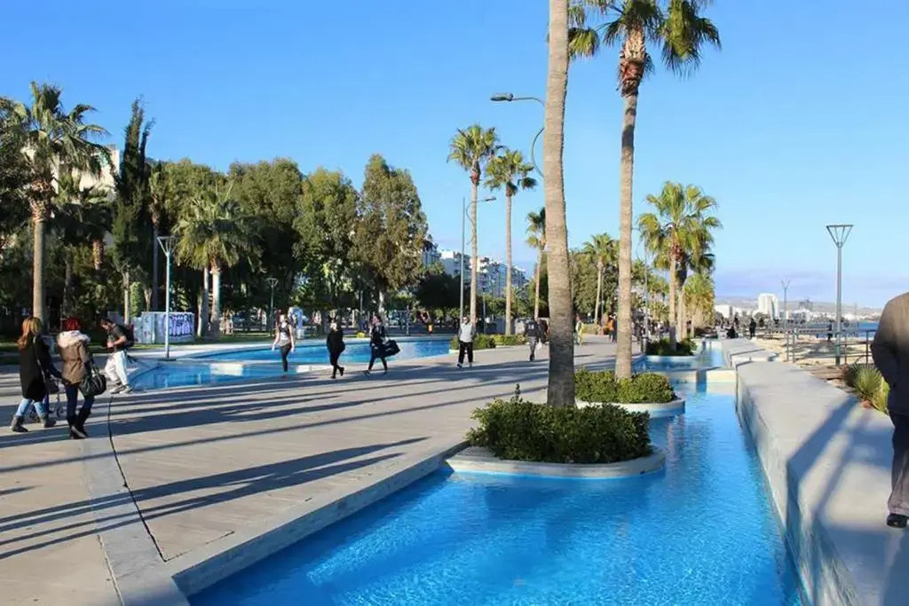 Sea Breeze Central, 2bed