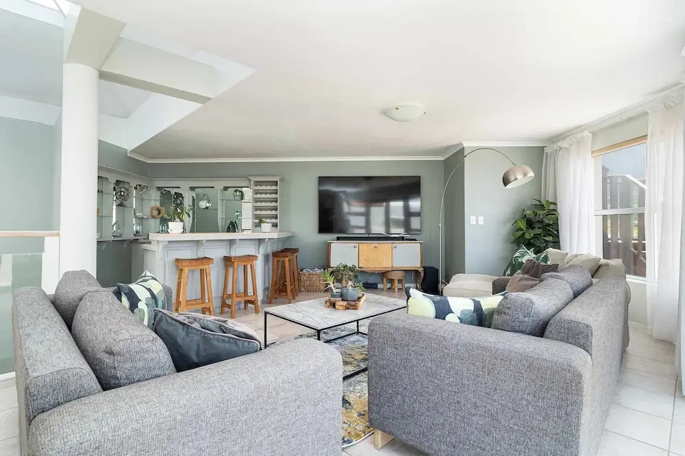 Beachfront Villa Sea Breeze Hout Bay Cape Town