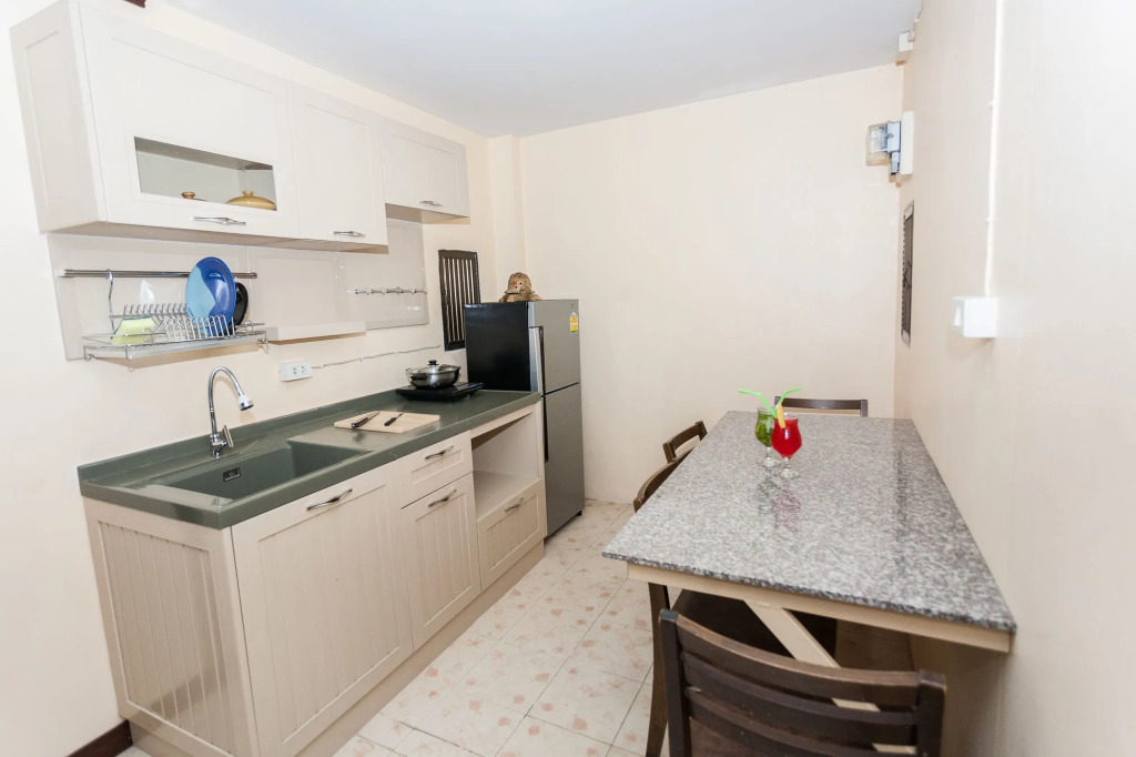 Royal Beach Residence, Patong Beach