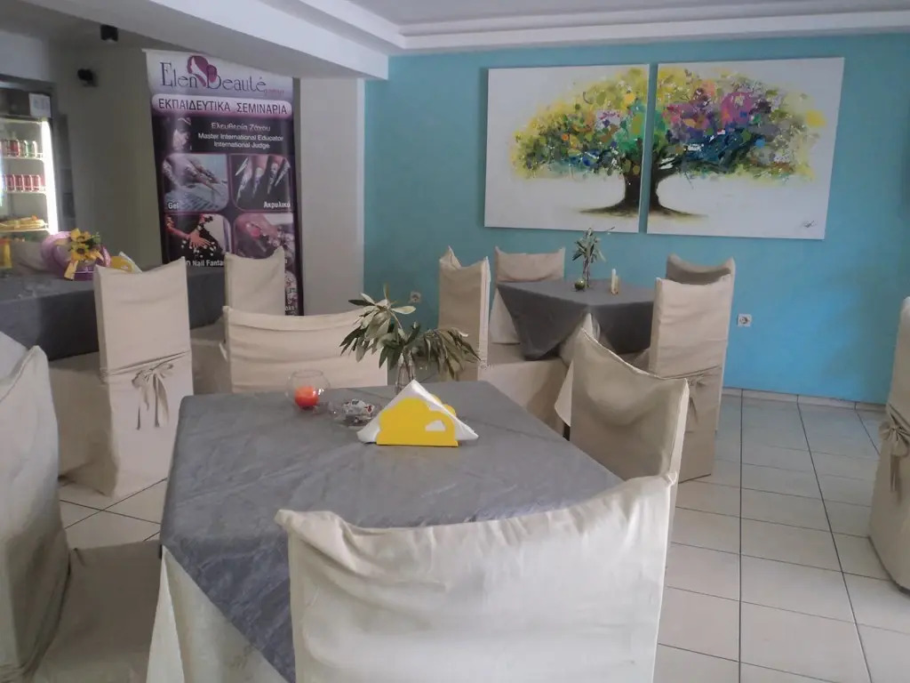 Pasiphae Self Hotel