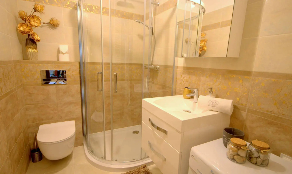 IRS ROYAL APARTMENTS - IRS Nad Motlawa