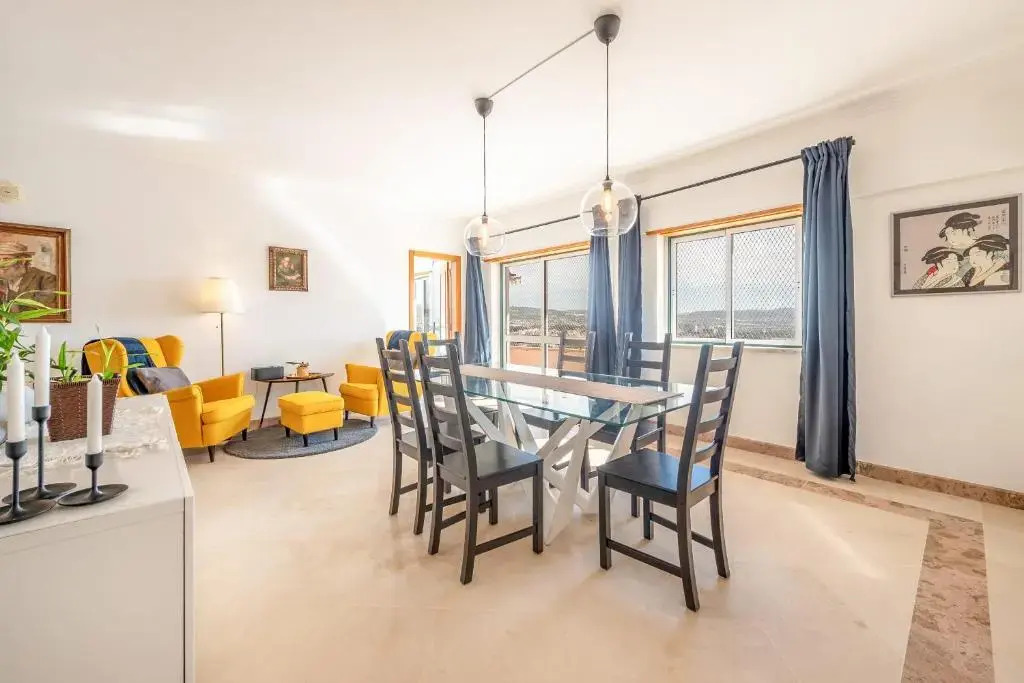 GuestReady - A Vibrant Getaway