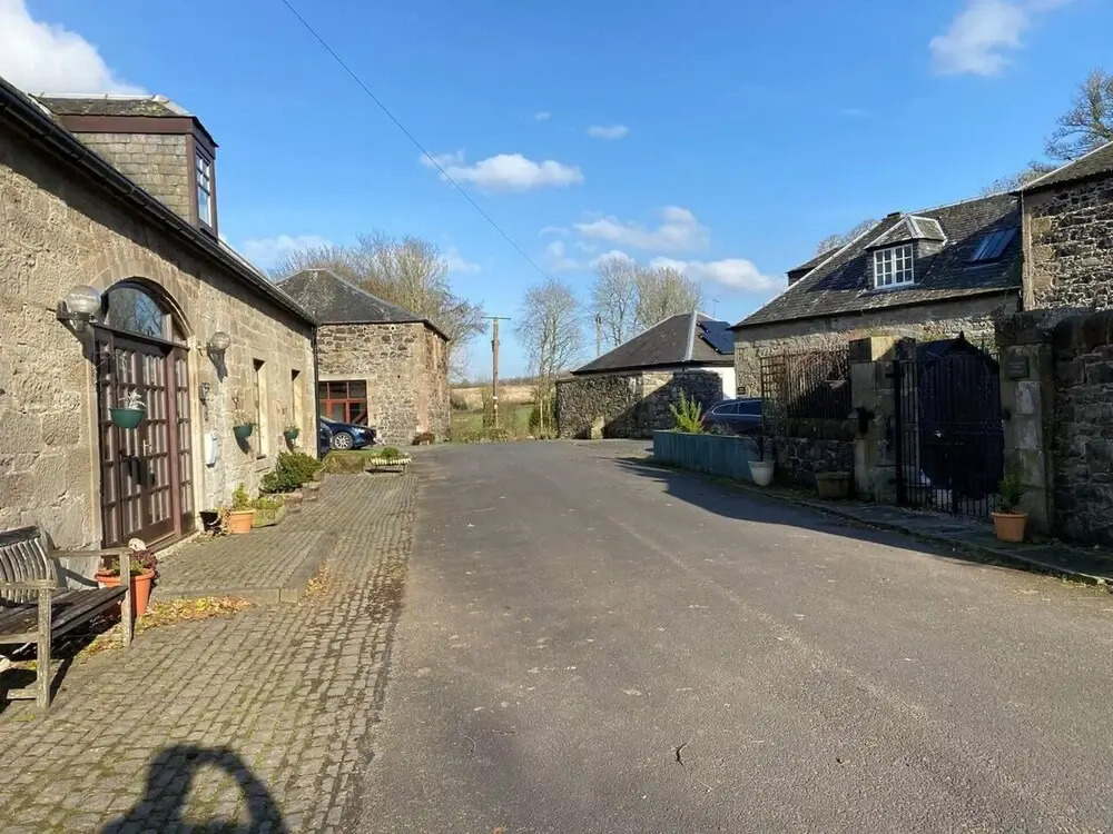 Cosy Cottage on Secluded Private Estate