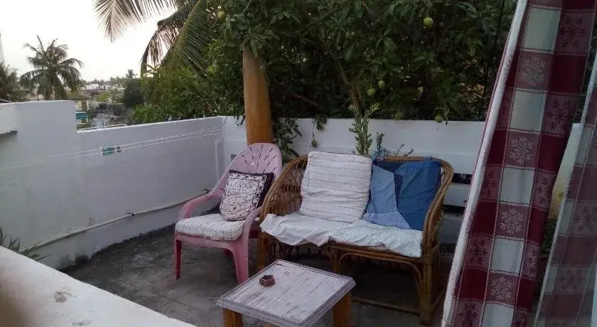 Nila Home Stay cv