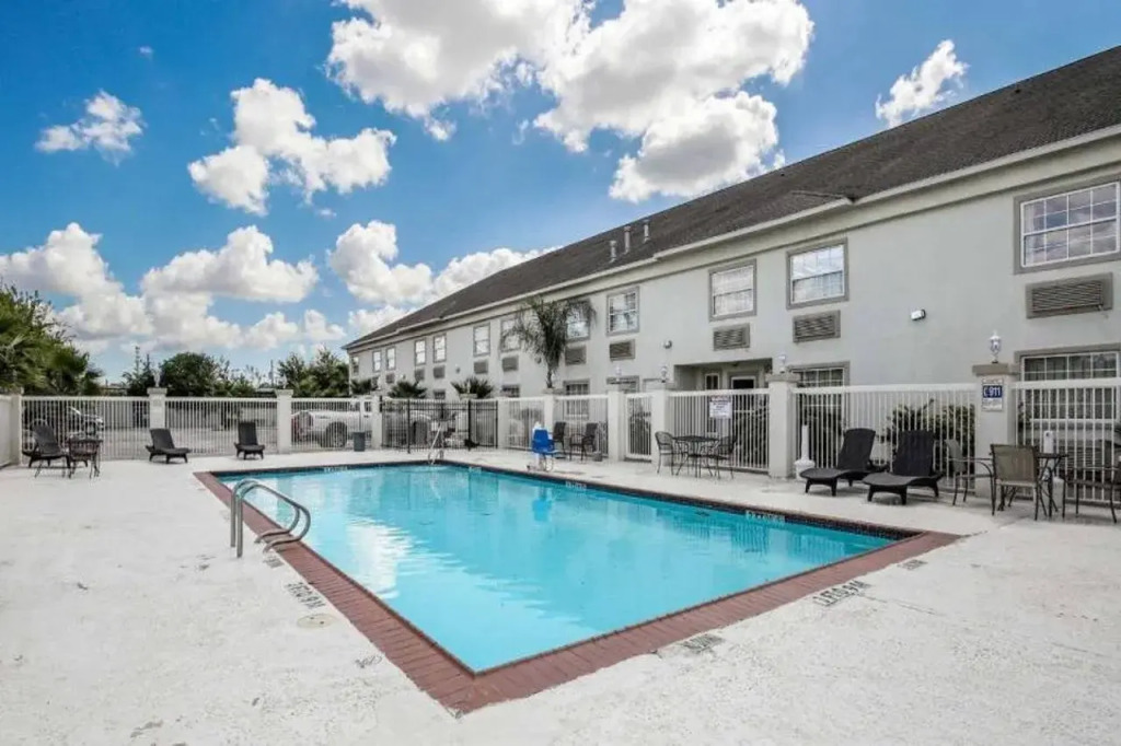 Motel 6-Pasadena, TX