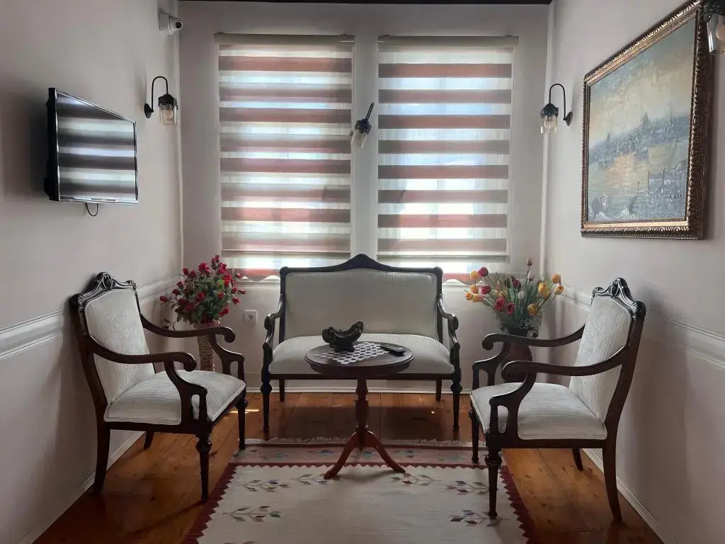 Demiroz Konak Otel