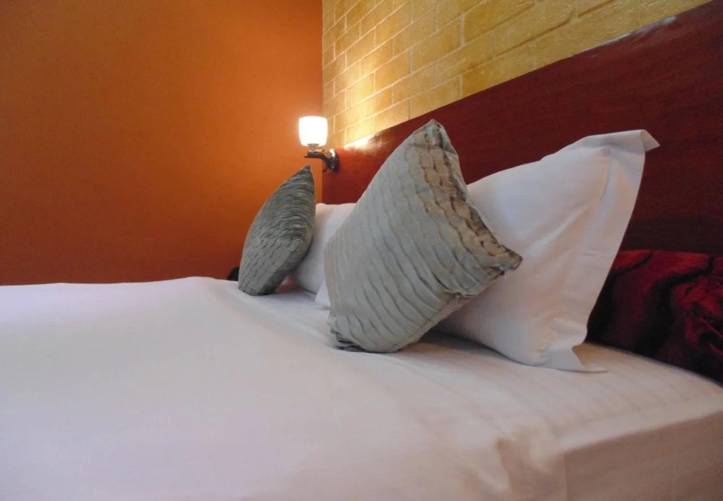 Gestone Hotel & Restaurant