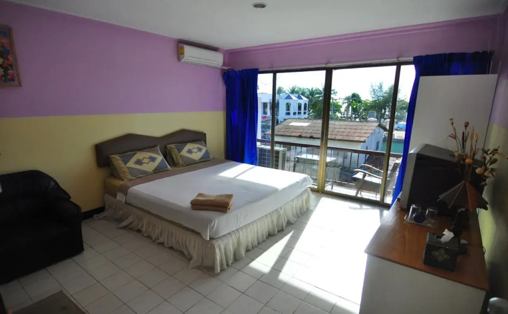 Bluewhale Guesthouse
