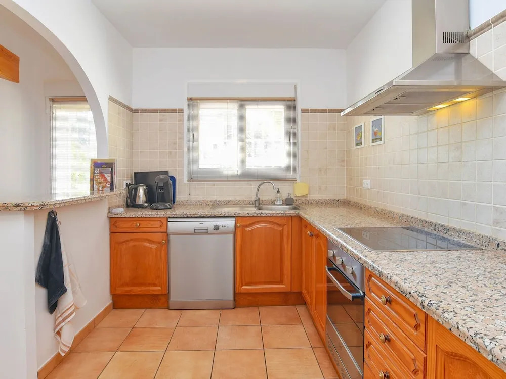 10pp Villa Wonderful Flat Garden With a Large Swimming Pool and Plenty of Space
