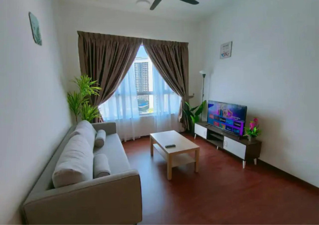 2R2B City View Cozy Home @ Bukit Rimau, 8 Pax, Wifi
