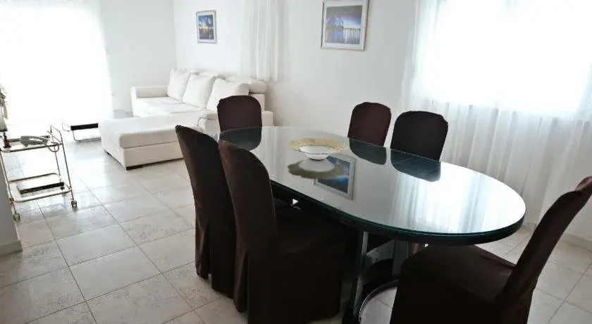 Hotel Lux