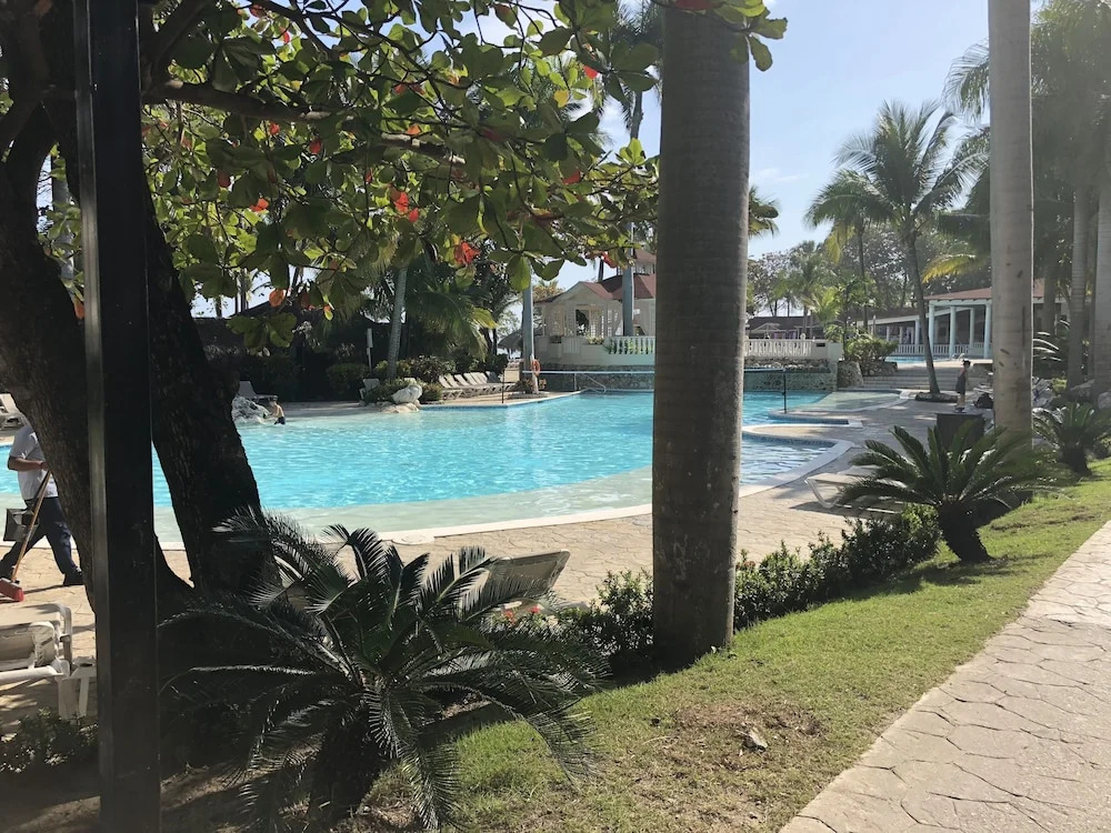 Lifestyle Kosher Crown Villas