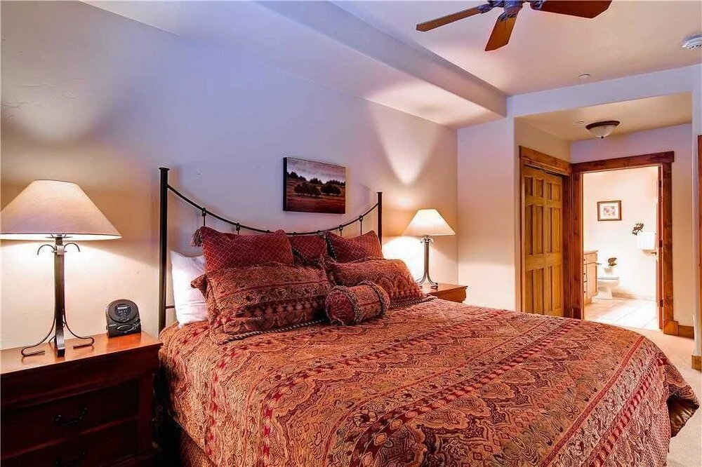 3206 Champagne Lodge, Trappeur's Crossing Apartment 2