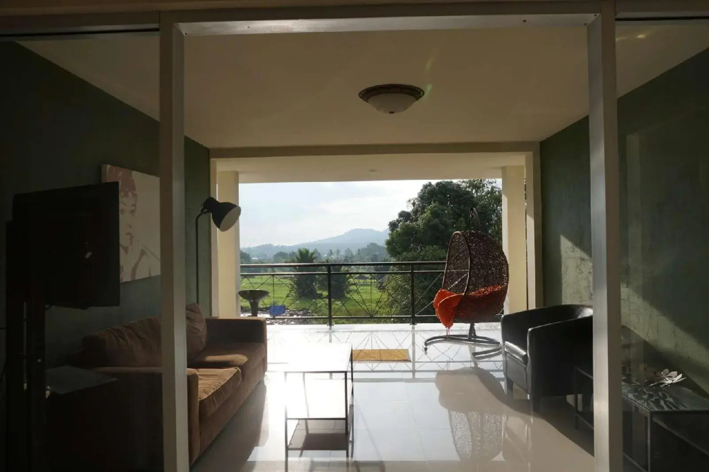 Jhoanie Hotel
