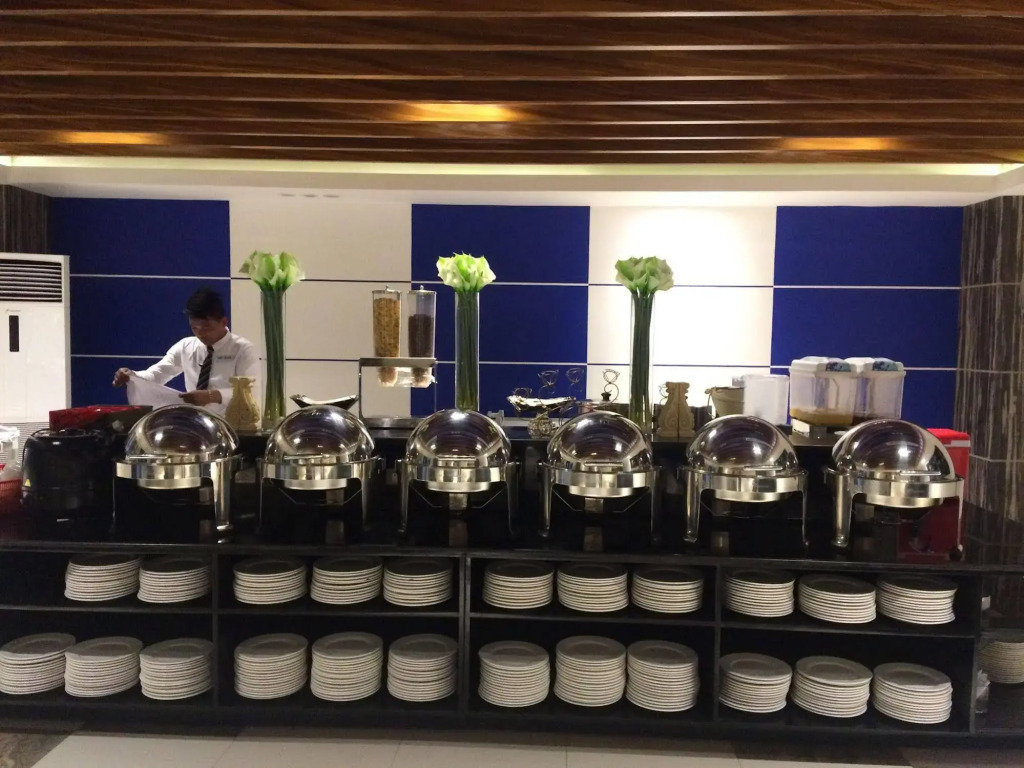 Icon Hotel Timog