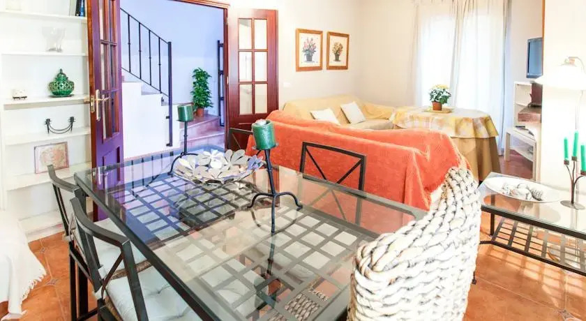 Casa Salteras