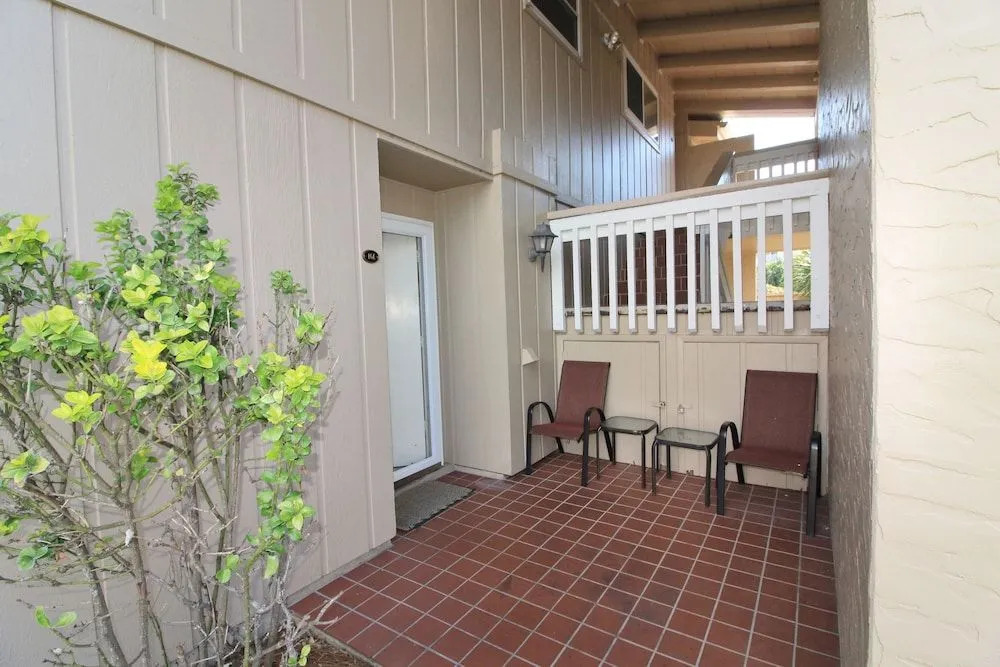 Chateau La Mer 16A 1 Bedroom 1 Bathroom Condo