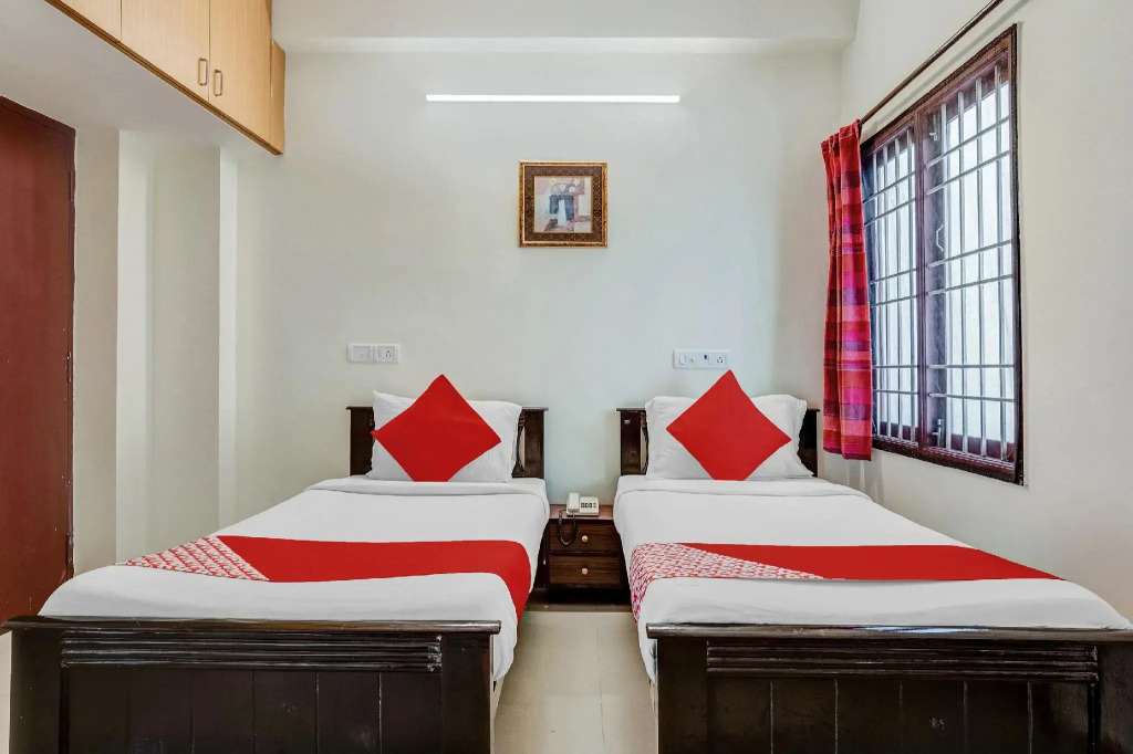 OYO Flagship 82739 Jeyam Residency