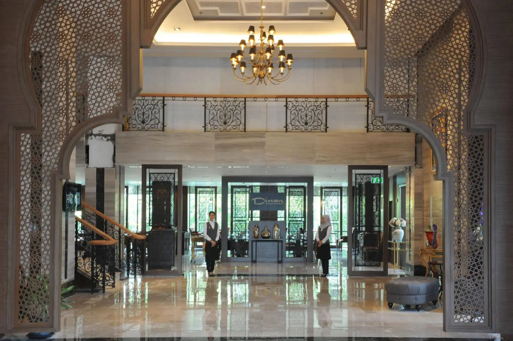 Al Meroz Hotel Bangkok - The Leading Halal Hotel