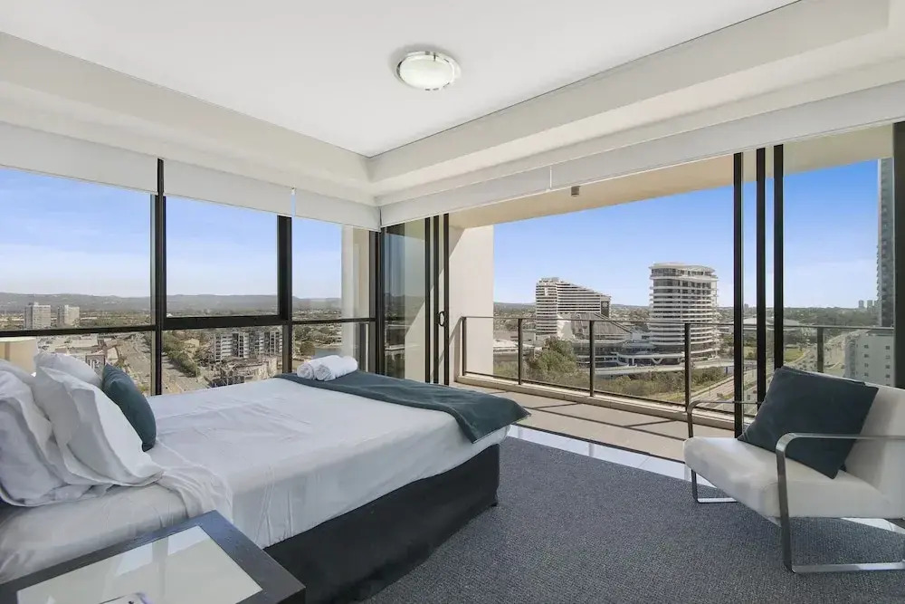 Sierra - Private Apartments