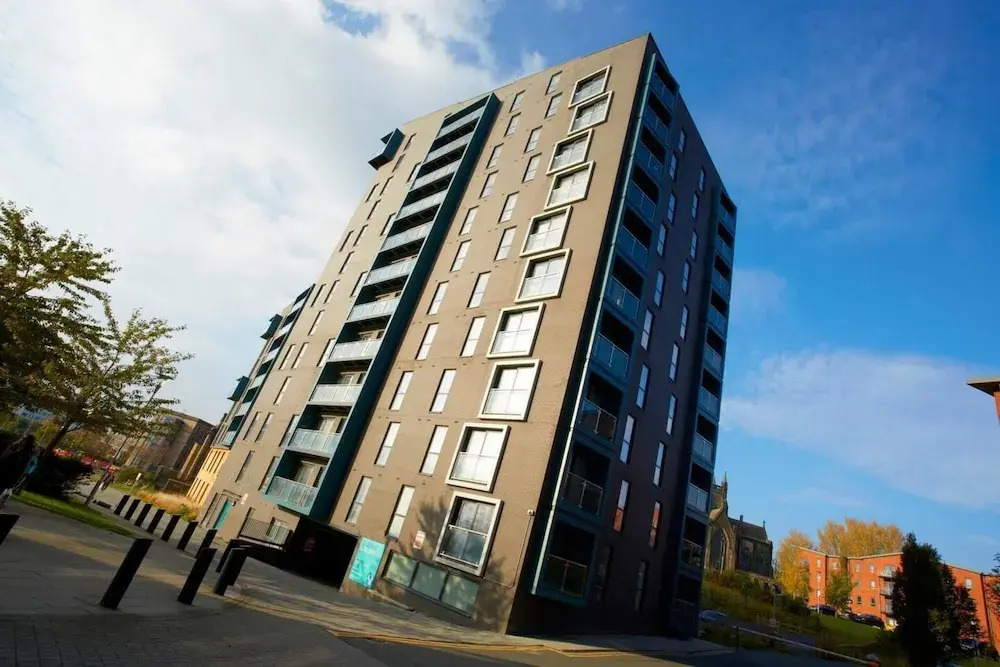 2 Bedroom Apartment, Leeds - Luxury & Contemporary
