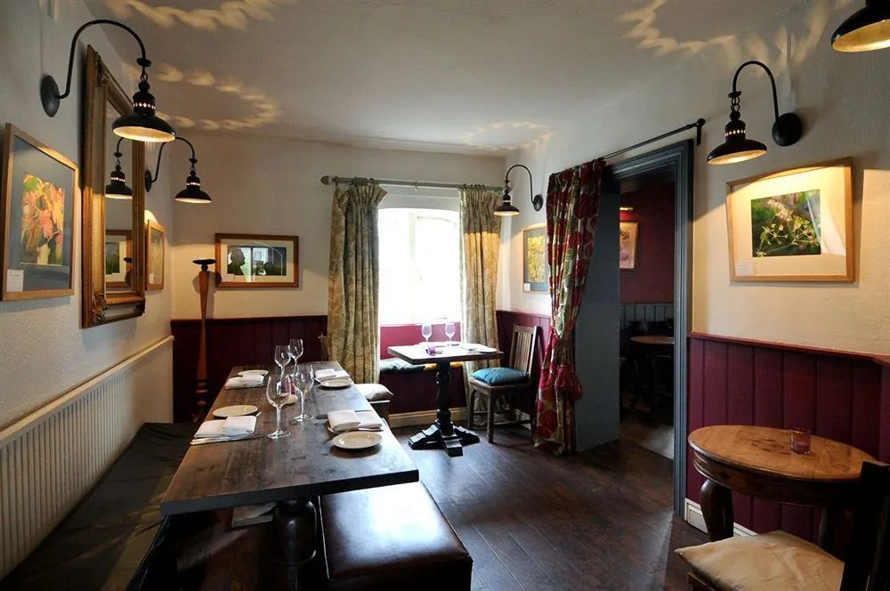 The Bath Arms Hotel