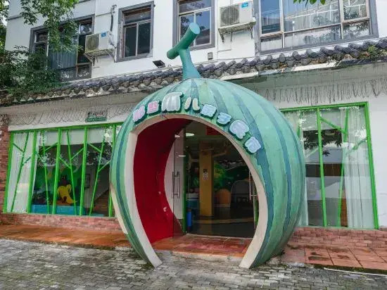 Danxia Hill Hetang Yuese Hostel