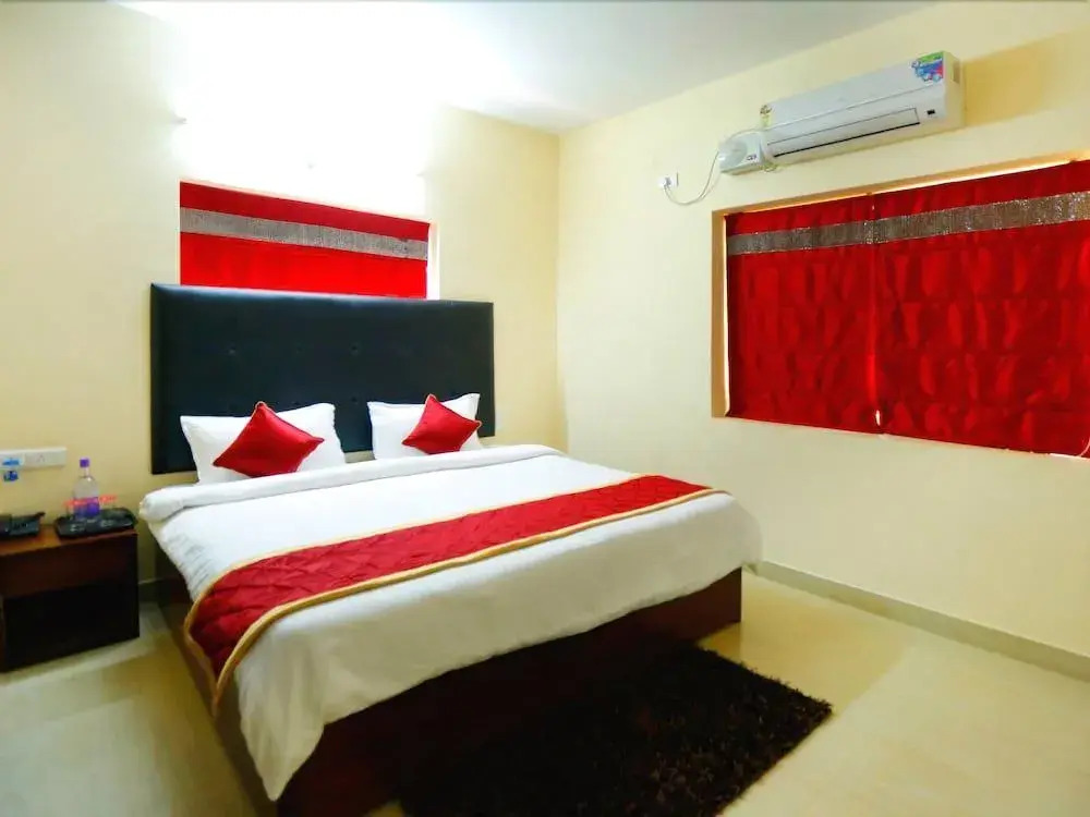 OYO 491 Apartment Hotel Namo Suites