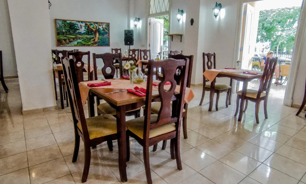 Hotel Paseo Habana
