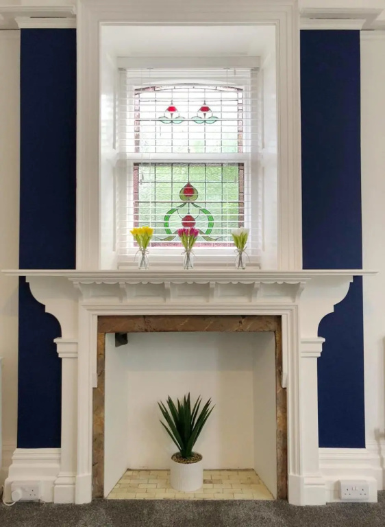 The Chine- A Spacious Studio Close to the Beach