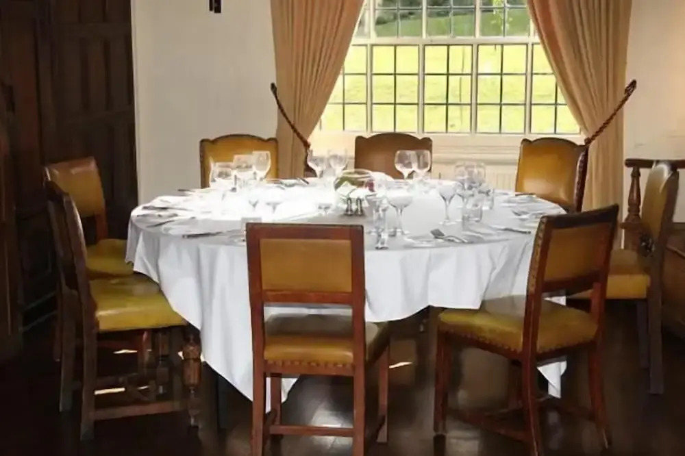 The White Hart