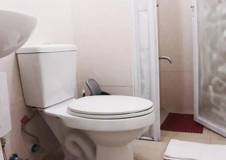 StayHere Burgos Circle 1 Bedroom Avant@Fort Gym
