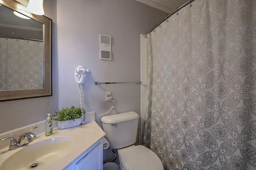 Summit Condo #5302 by Heritage Cabin Rentals