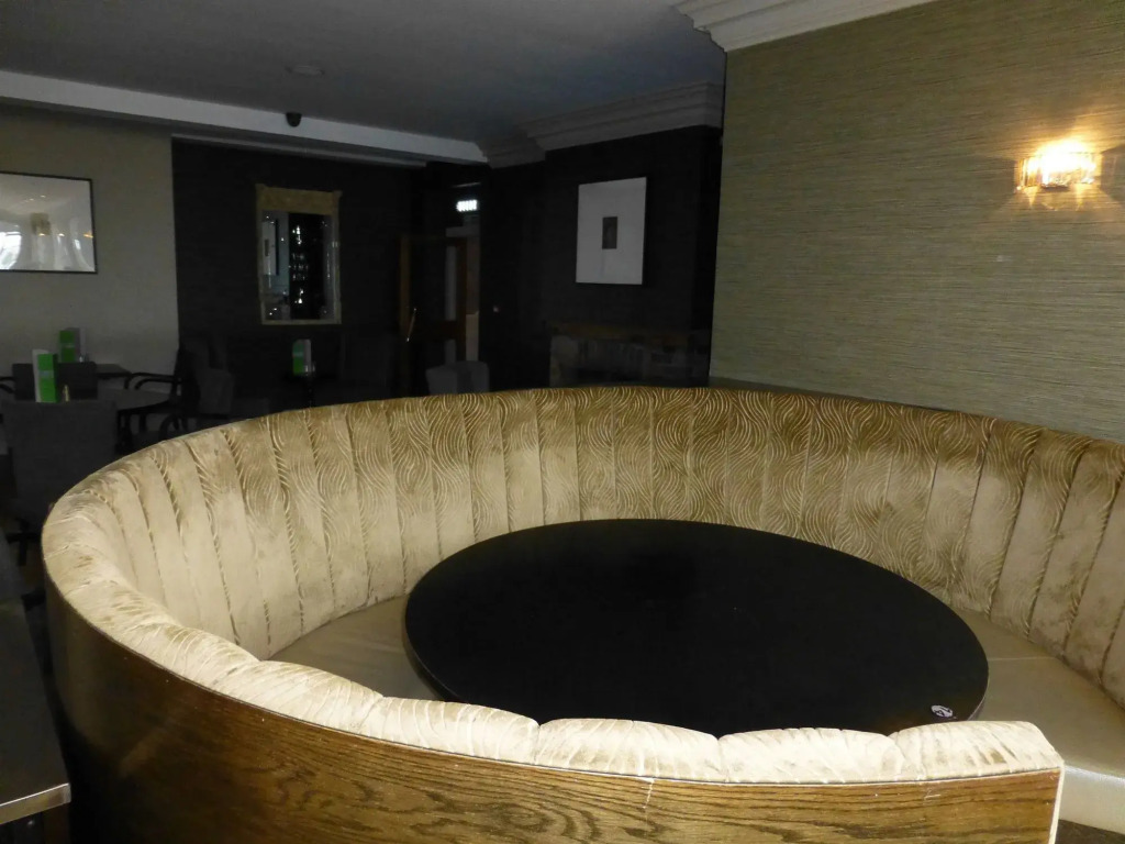 Cliff Hotel
