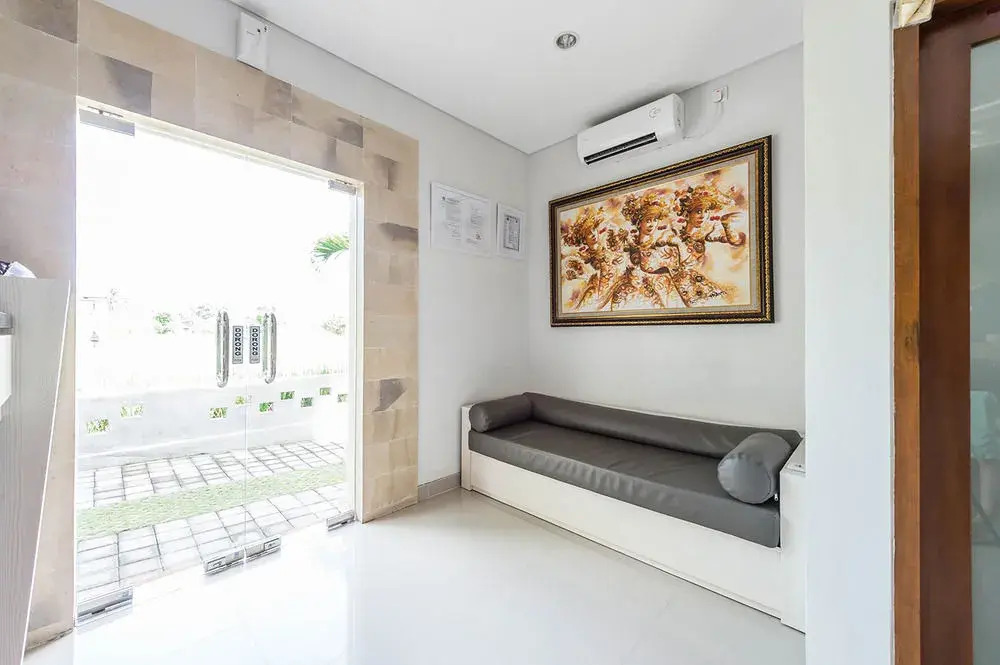 Airy Seminyak Kerobokan Raya Gang Tujuh Bali