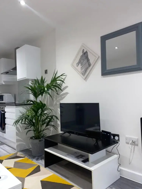Fresh and Modern 2 Bed Flat Birmingham