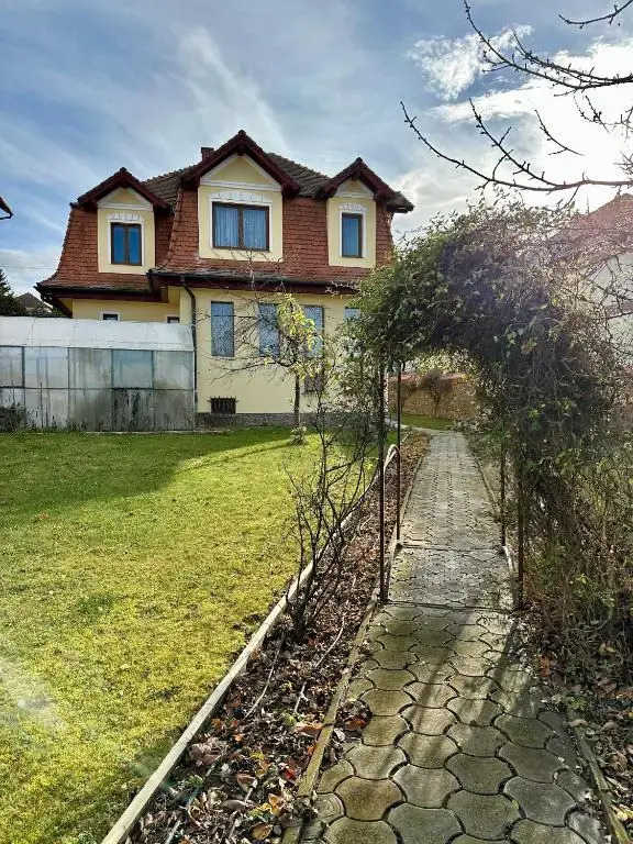 Luna House
