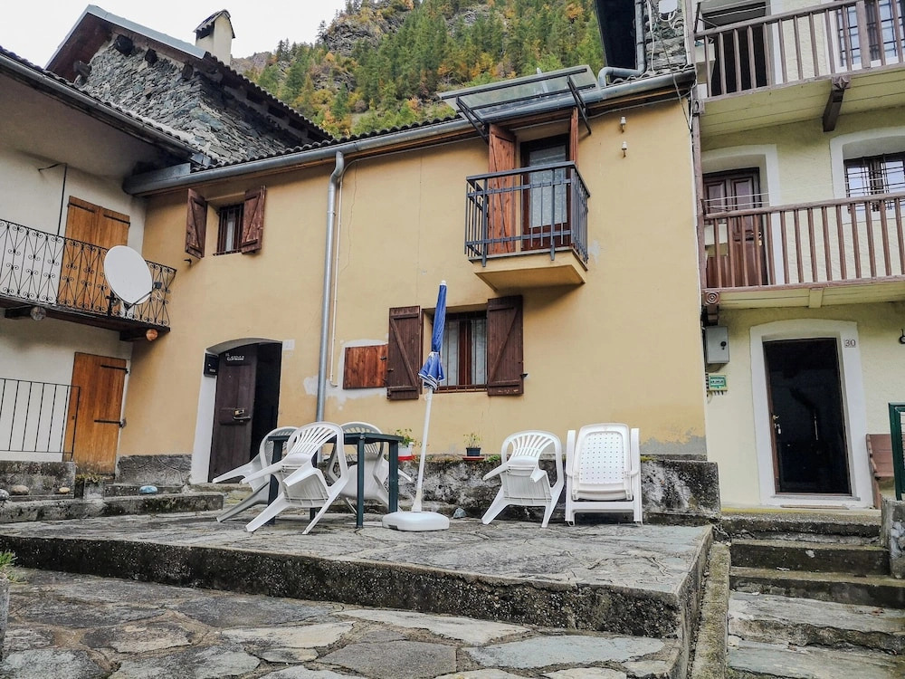 Casa Vacanze Con Vista Sulla Valle Soana