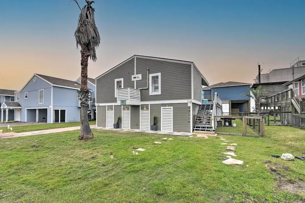Updated Beach House w/ Private Beach + Hot Tub!