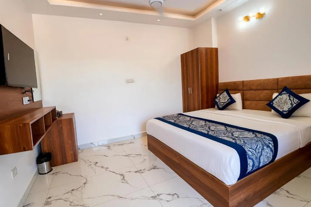 Opal Villa by JMD Group