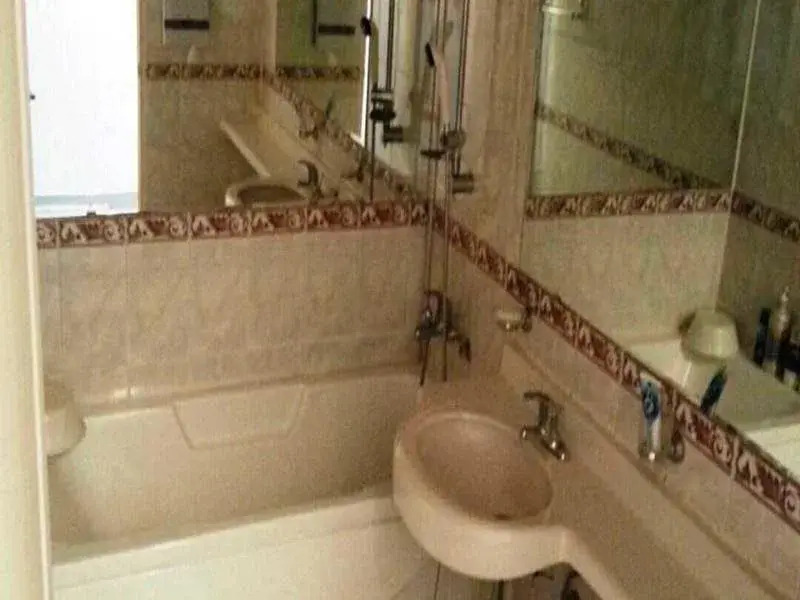Goodstay Hotel I