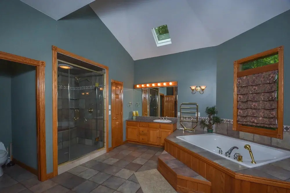 The West Wing 5 Bedroom House