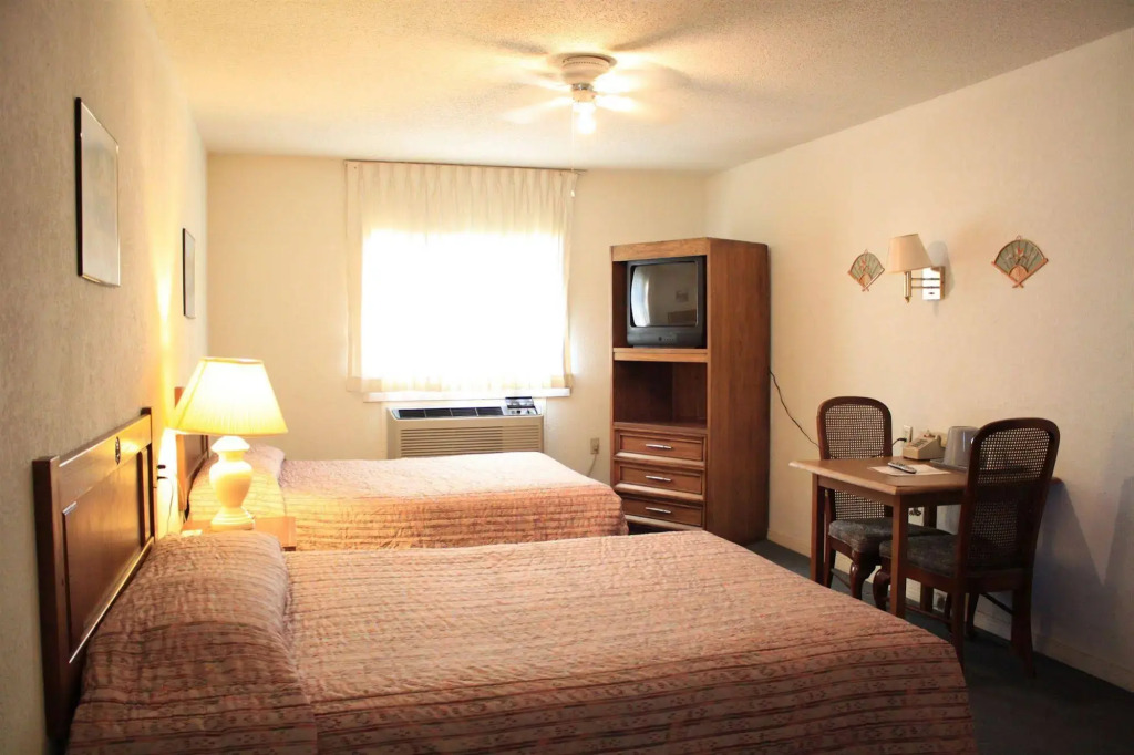 Sun Valley Motel Junction
