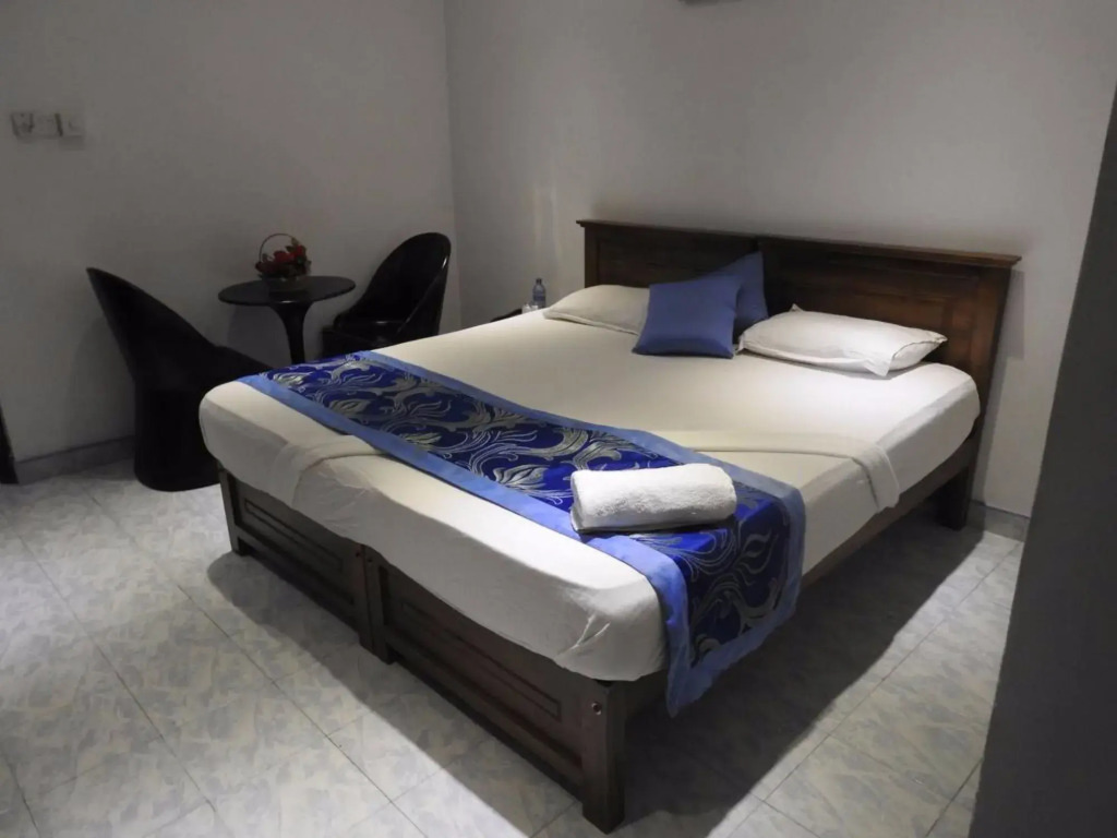 Oak Wood Inn Kandy