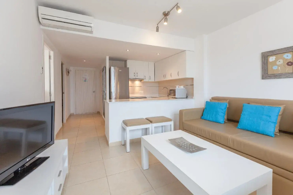 Camelina Suites