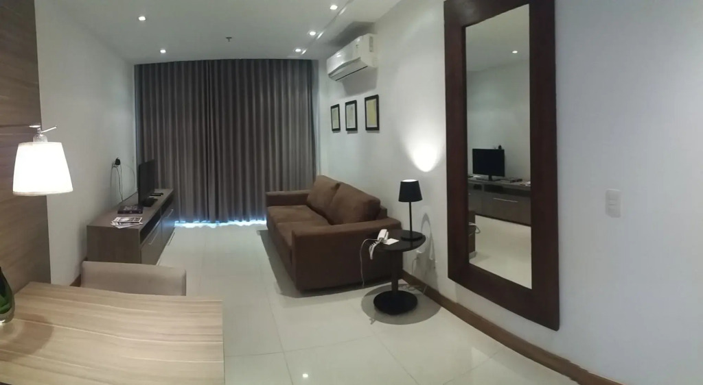 Midas Rio Suites