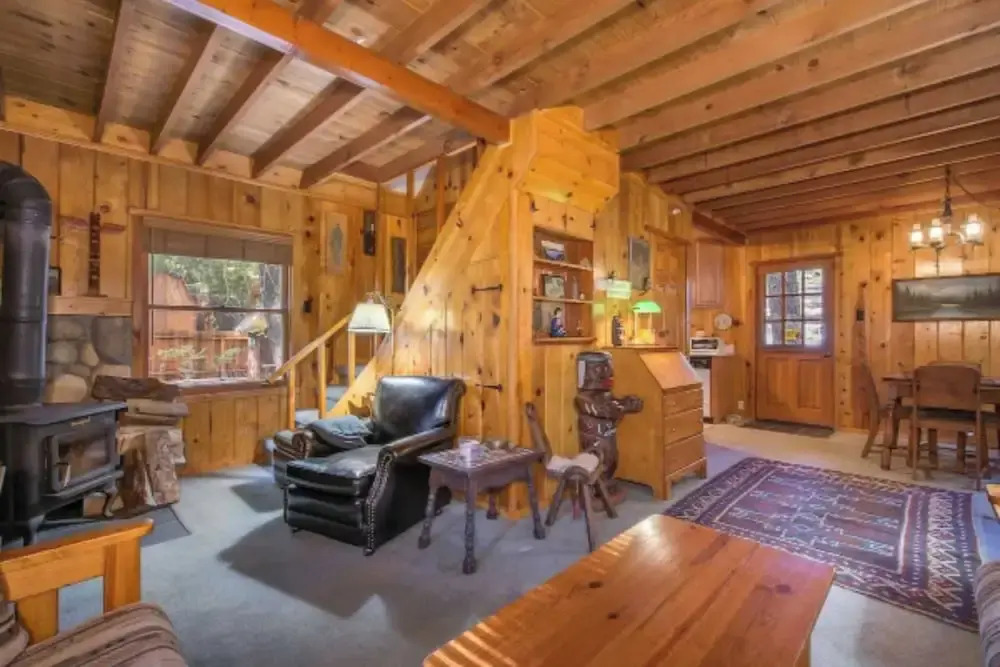 Owl's Peak by Avantstay Private Pine Tree Cabin Mins From The Water