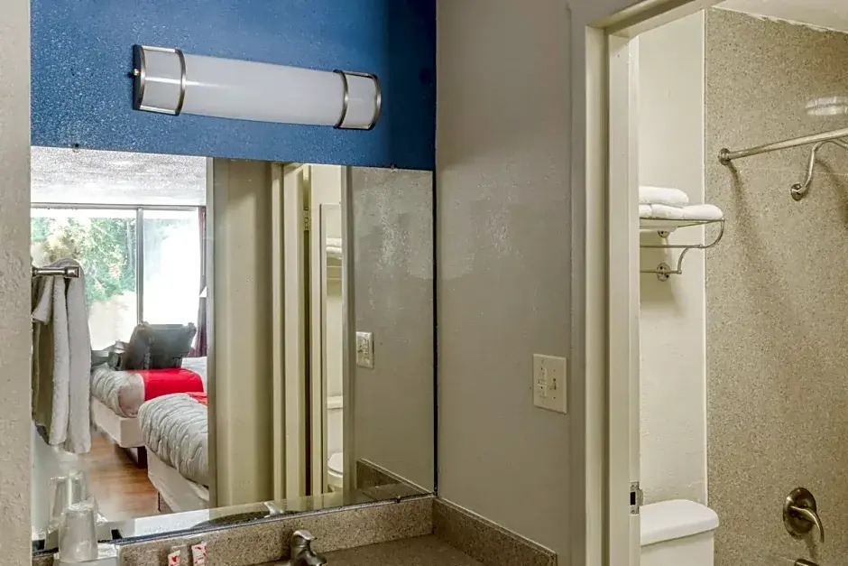 OYO Hotel Battleboro